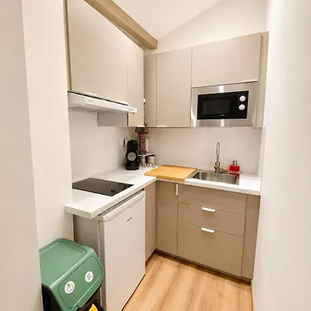 Mansarde En Centre De 아파트